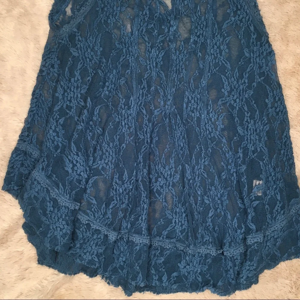 Free People Sheer Blue Floral Boho Sleeveless Top Size Small Cute Hippie - Picture 3 of 8